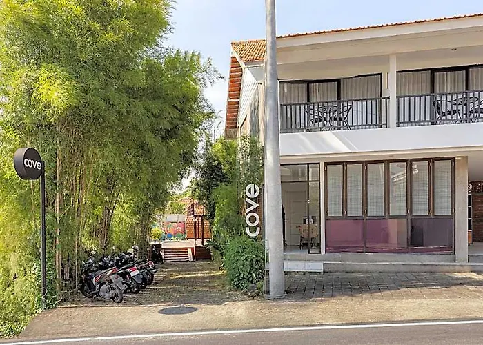 Cove Wong Village 3*