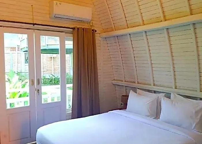 ホテル Cove Wong Village 3*